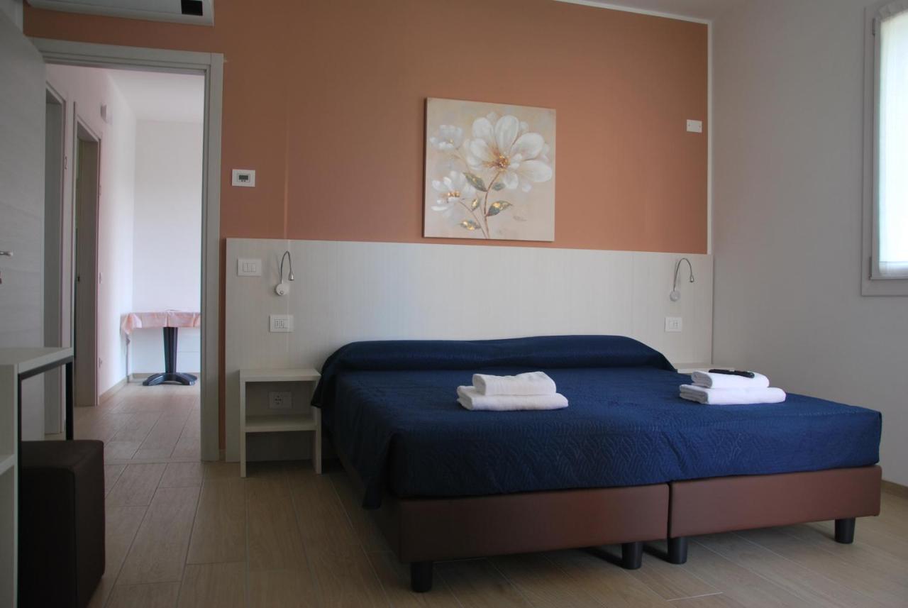 B&B Da Rosy Lazise Eksteriør billede